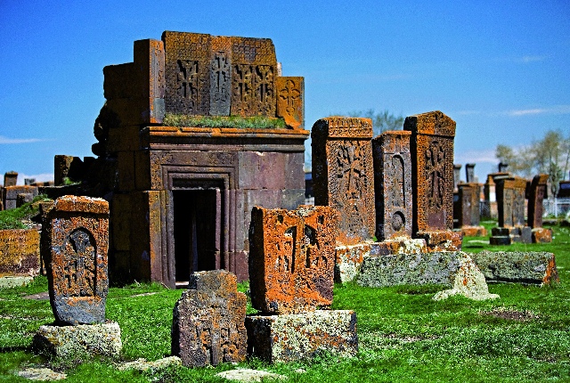 Le cimetière Noratus