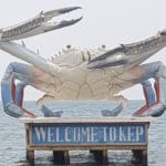 La statue du crabe aux pinces bleues à Kep: